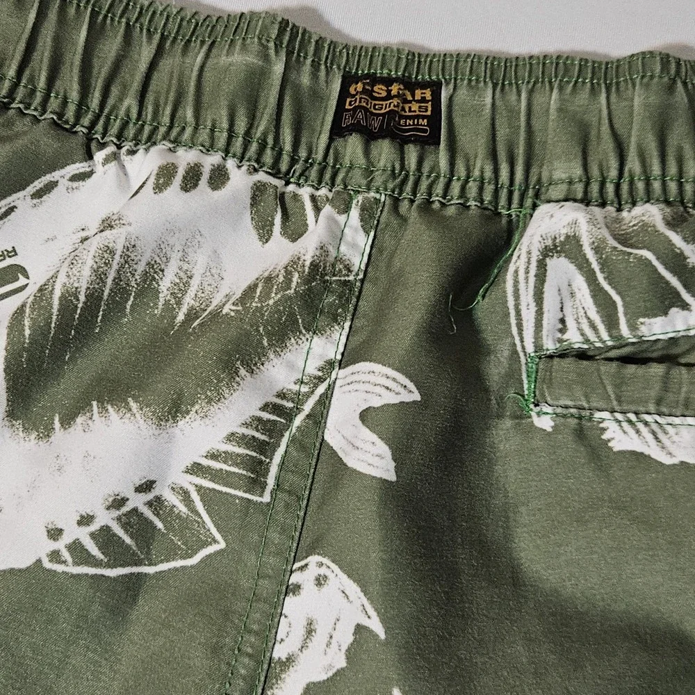 G‎ Star Raw Swim Trunks Mens Size L Dirik Artwork Piranha Shorts